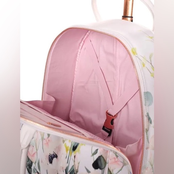 ❌SOLD ❌Ted Baker London Elianna Elegant Travel Bag - Pink - Picture 2 of 15